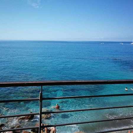 モンテロッソ・アル・マーレLa Terrazza Sul Mare ☆☆☆☆☆ Monterossoアパートメント エクステリア 写真